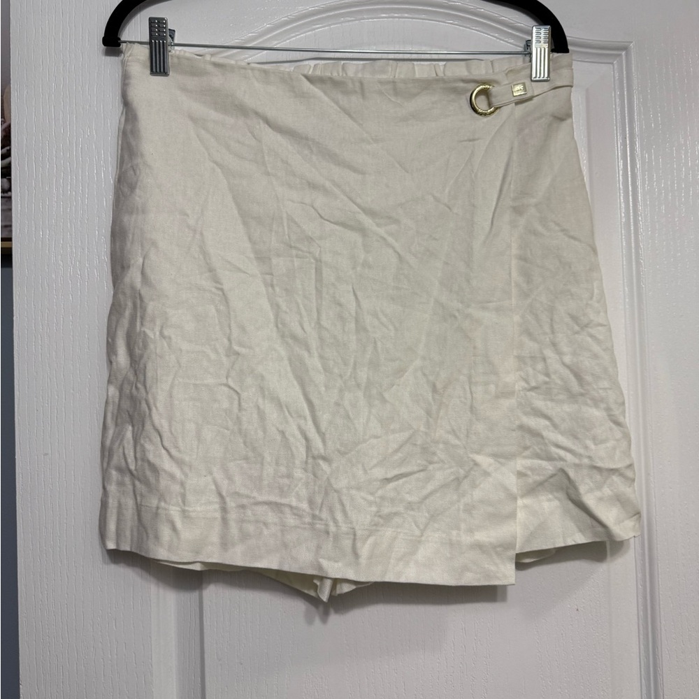 Chic Cream Skort with Gold Detail
